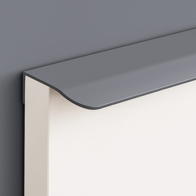 Poignée de meuble cuisine 150mm en métal gris, design moderne sur mesure