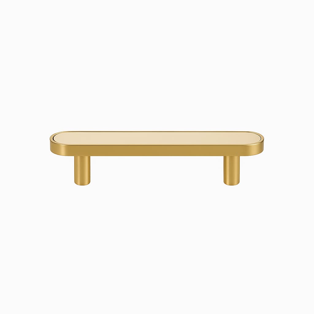 Poignée de cuisine 130mm laiton doré mat et cuir beige, finition sur mesure