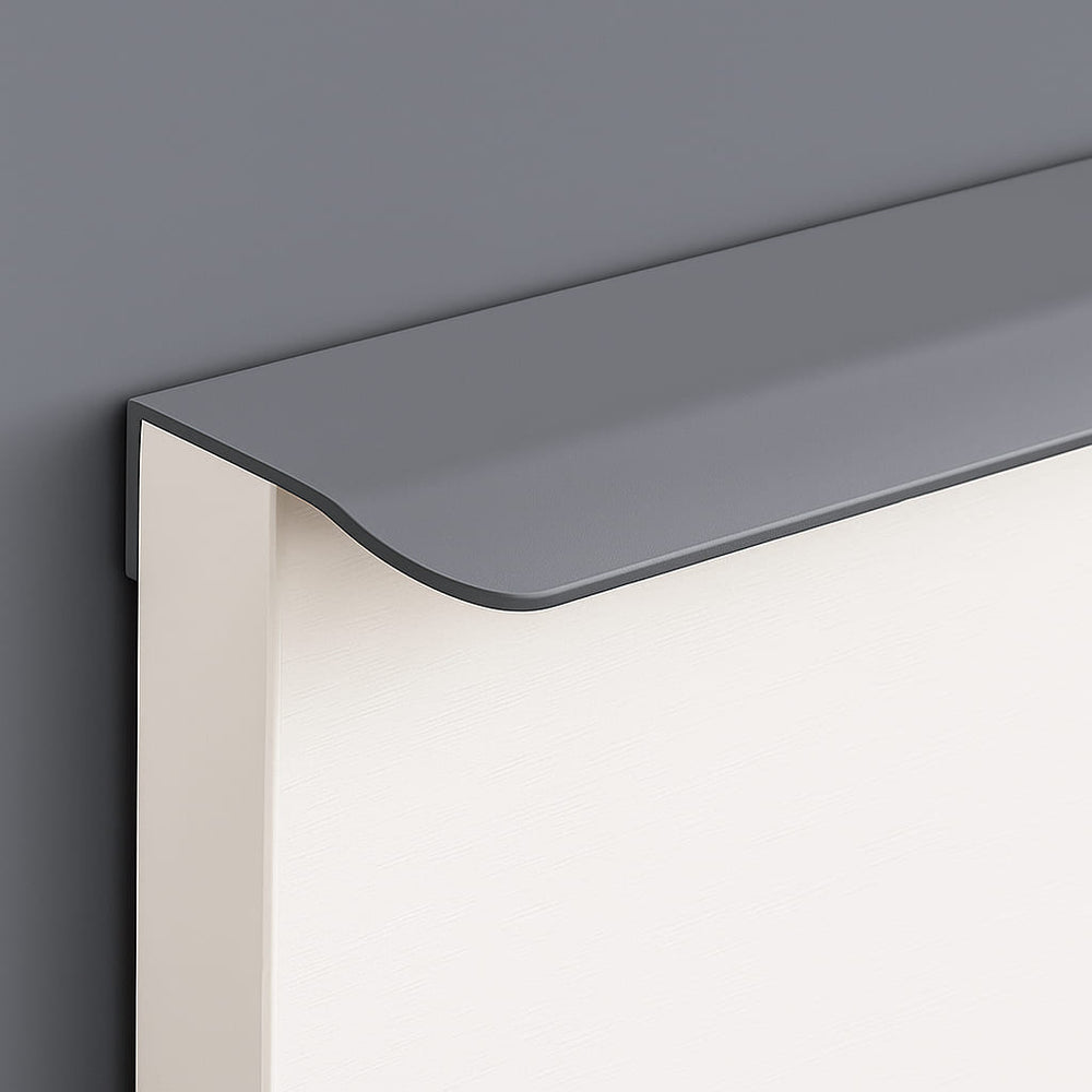 Poignée de meuble cuisine 150mm en métal gris, design moderne sur mesure