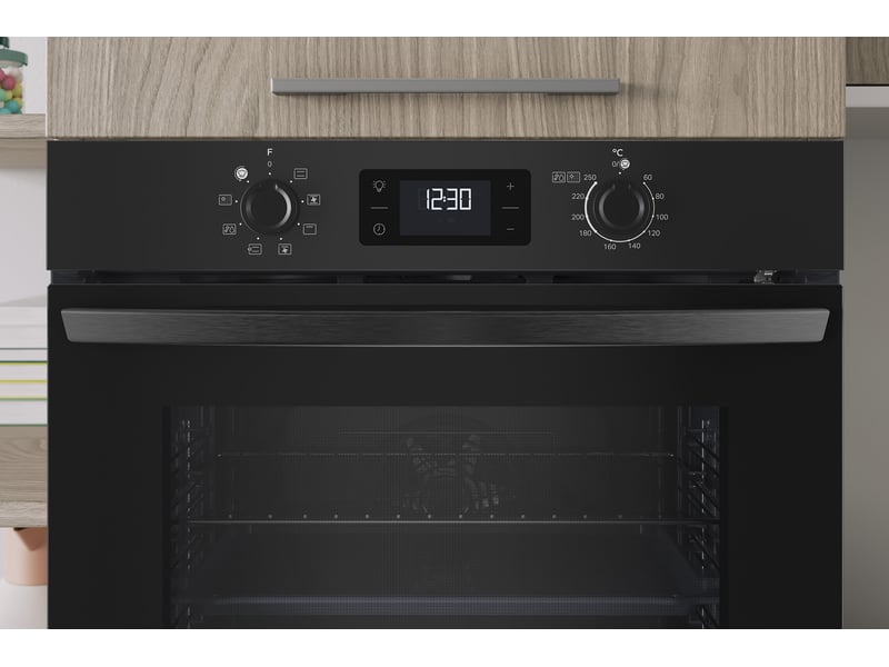 Four encastrable INDESIT IO275PB : Multifonction 71 L, pyrolyse + hydrolyse et fonction automatique TURN & GO