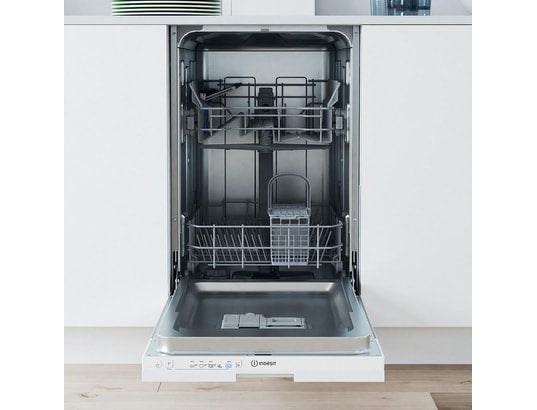 Lave-vaisselle tout intégrable INDESIT IN2IKE107 : Compact 45 cm 10 couverts, Push&Go, moteur Inverter et cuve inox