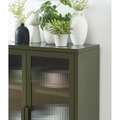Buffet PANTONE en verre cannelé et métal vert olive foncé 2 portes 75cm