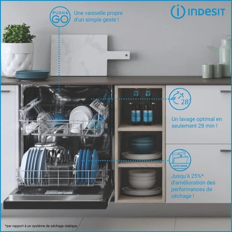 Lave-vaisselle encastrable INDESIT IN2PC14BN70B : Semi-intégrable 14 couverts noir, Auto Door, Push&Go et Multizone