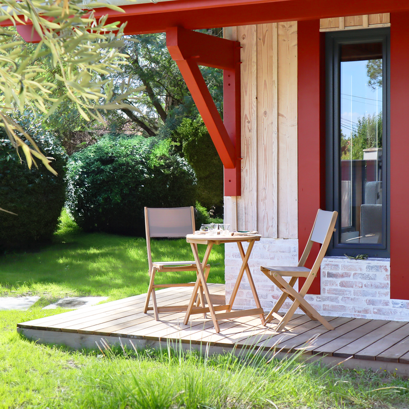Ensemble table et 2 chaises de jardin RIMINI en bois d'acacia et textilène taupe