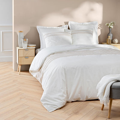Parure de couette ORELI blanc rayé 260x240 cm (3 pièces)