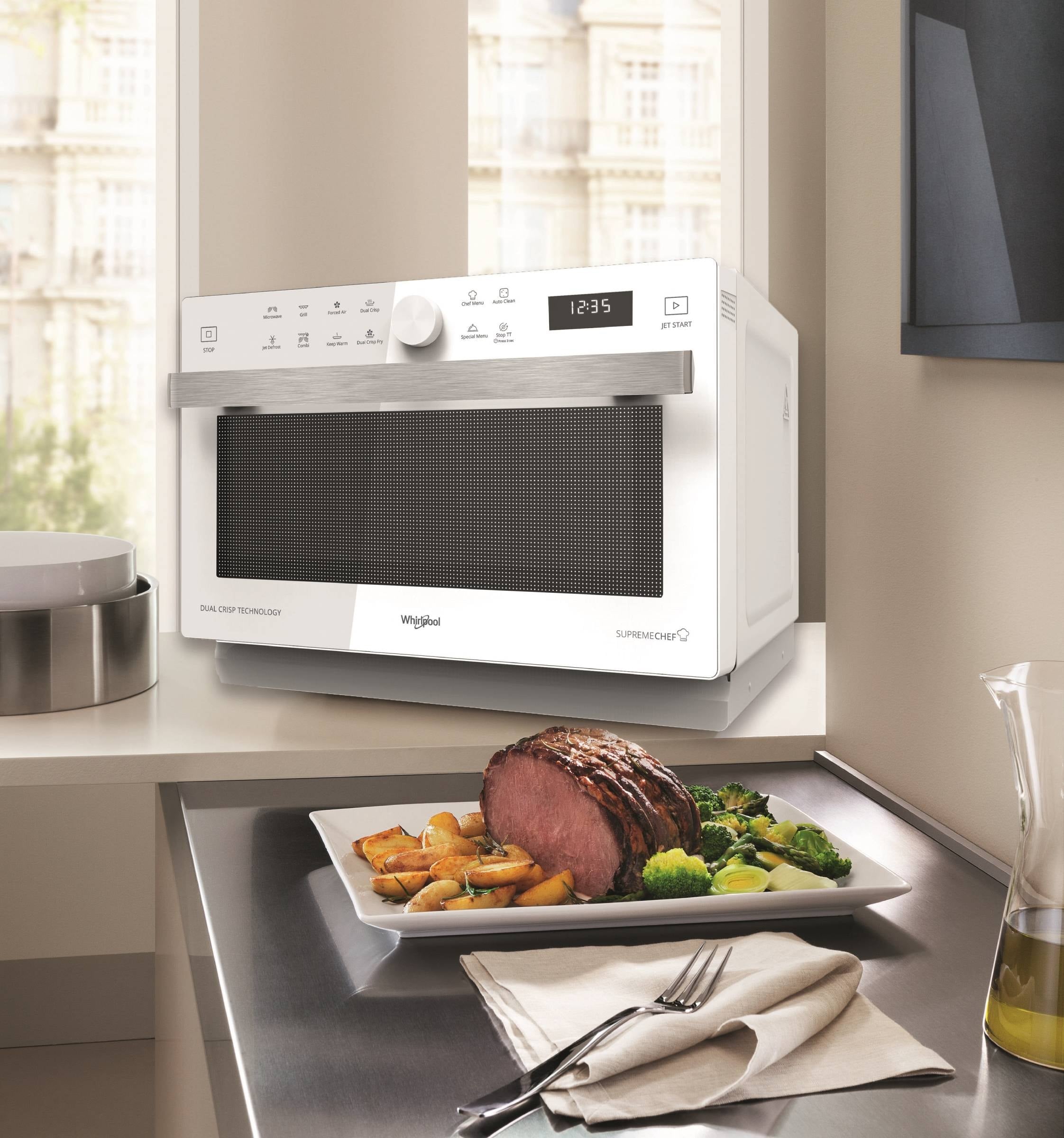 Micro-ondes combiné WHIRLPOOL MWSC833W : Posable 33 L, Dual Crisp, chaleur pulsée et 40 programmes Chef Menu