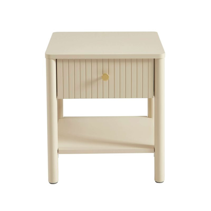 Table de chevet laquée beige avec tiroir cannelé, design contemporain élégant