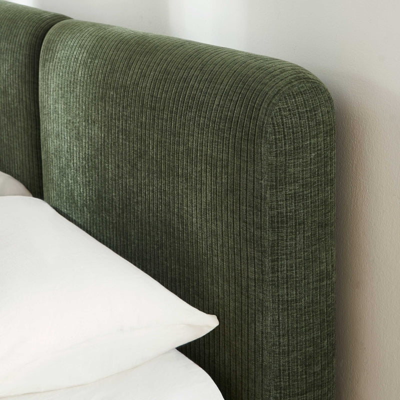 Lit coffre YOKA 160x200 velours côtelé vert sommier inclus