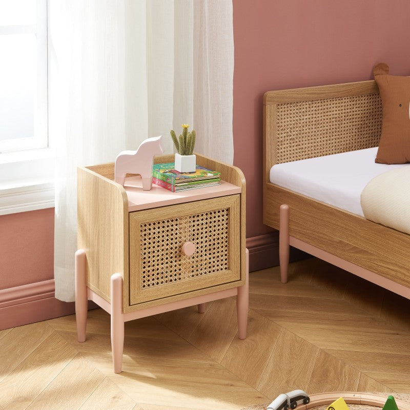 Table de chevet enfant PABLO rose et cannage rotin